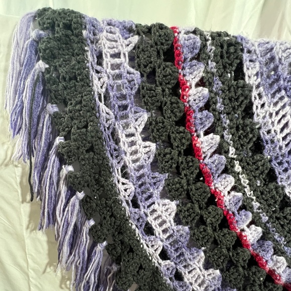 The Cyclops Eye Crocheted Round Mandala Throw Blanket Large - Picture 6 of 8